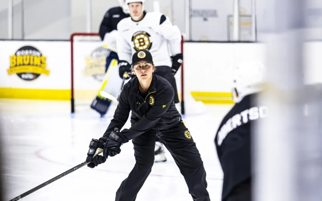 Wenczkowski Makes Memorable Return to Warrior Ice Arena for Bruins Dev Camp