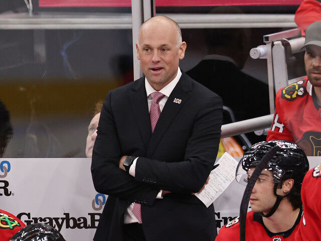 Jeff Blashill gets first win as coach of Chicago Blackhawks
